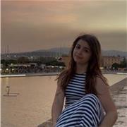 Soy estudiante de 2 de bachillerato con muy buenas calificaciones. Puedo impartir materias tanto de ciencias como de letras.